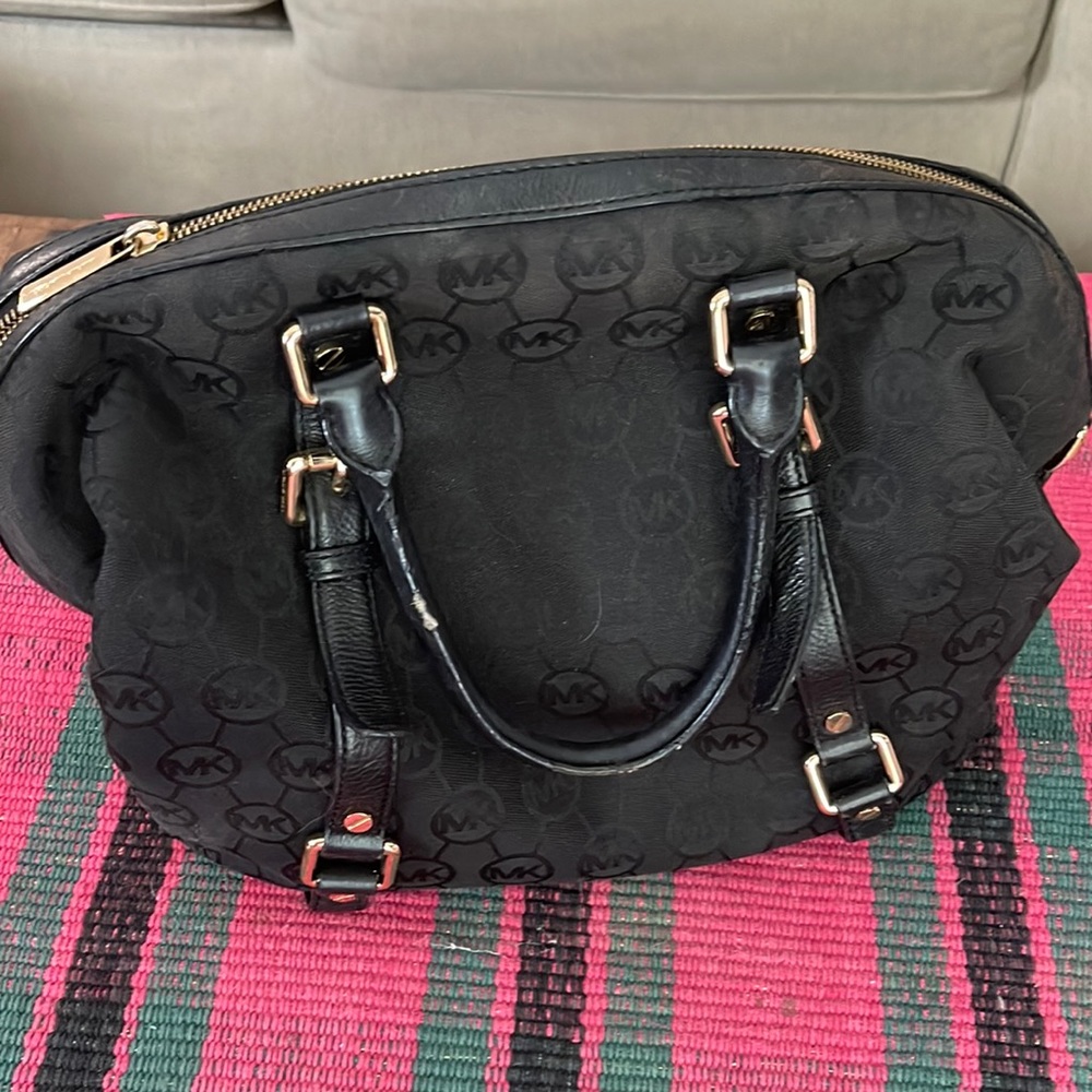 Michael Kors hand bag